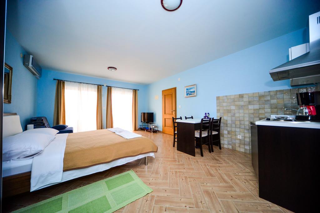 Apartments Dalmacija Stari Grad Szoba fotó
