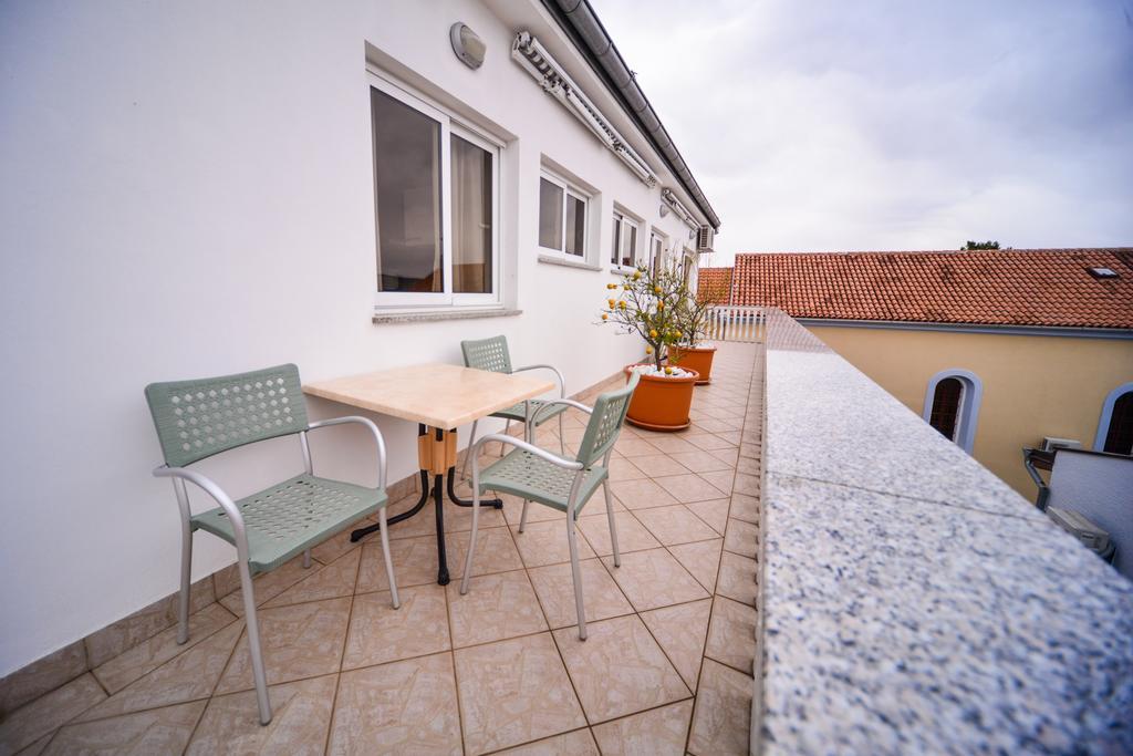 Apartments Dalmacija Stari Grad Szoba fotó