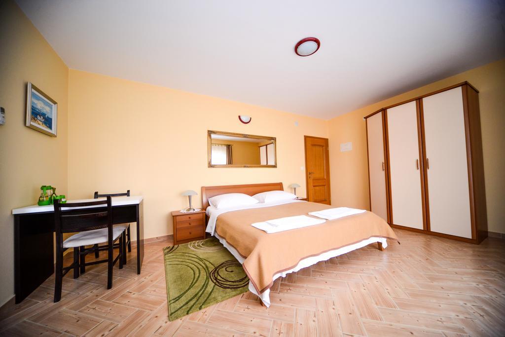 Apartments Dalmacija Stari Grad Szoba fotó